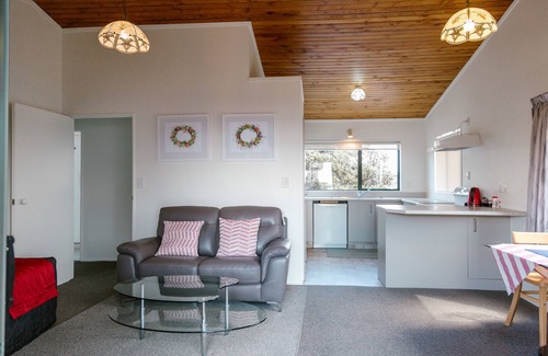 Whitianga Hotel | Blue Marlin Apartments