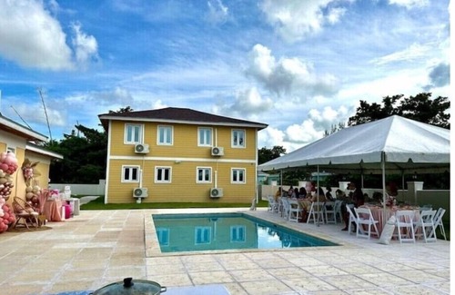 Nassau Apartment | Blue Marlin - Upscale Studio w Pool Near Beach