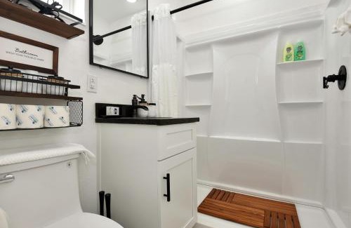 Daytona Beach Shores Hotel | Blue Mist Motel - Room # 5