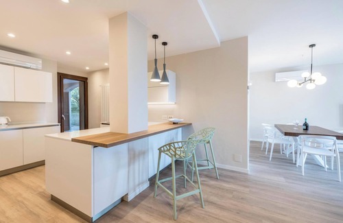 Gardone Riviera Apartment | 'Blue Moon duepunto0' with Lake View & Wi-Fi