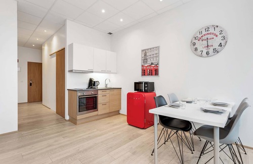 Kopavogur Apartment | Blue Mountain Apartments - Family Studio