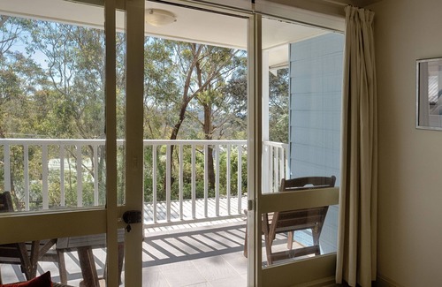 Wentworth Falls House | ~ BLUE PEACE ~ Blue Mountains Home - More than just somewhere to stay