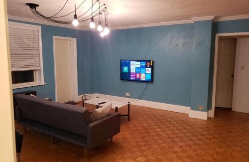 Downtown Atlanta Apartment | Blue Penthouse in the City