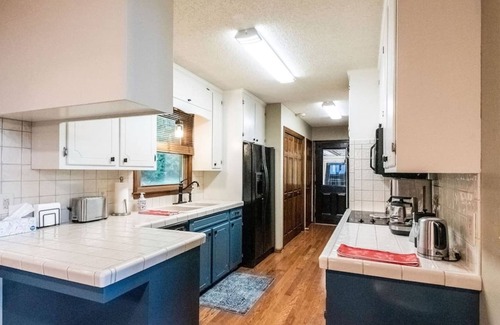 Moravian Falls Apartment | Blue Ridge Gateway Cabin With Mountain Views