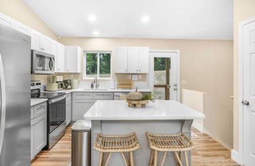 Old Fort House | Blue Ridge Mountain Luxury Retreat