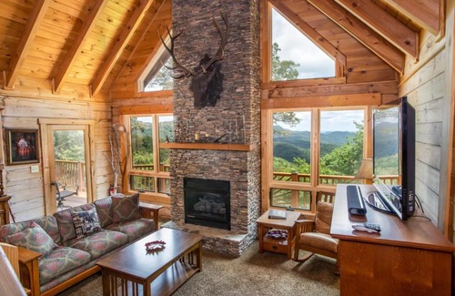 Blowing Rock House | Blue Ridge View