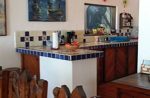Troncones House | BLUE ROOM AT CASA DELFIN SONRIENTE