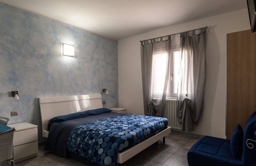 Porotto House | BLUE ROOM - DOUBLE ROOM