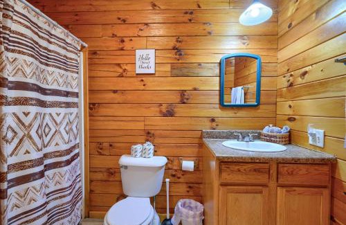 Logan House | Blue Rose Cabins - Overlook Cabin
