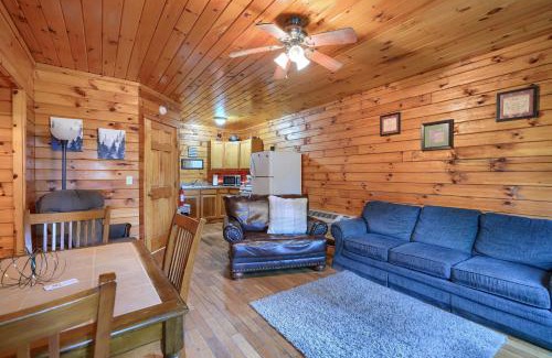 Logan House | Blue Rose Cabins - Pine Ridge Cabin