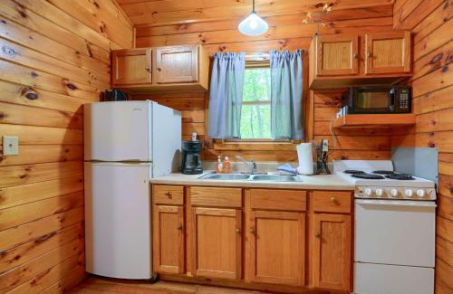 Logan House | Blue Rose Cabins - Sweet Dreams Cabin