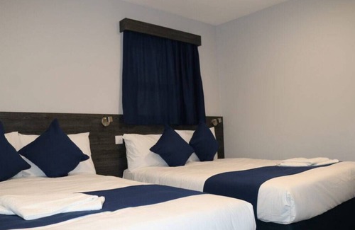 Seven Kings Hotel | Blue Sapphire Hotel