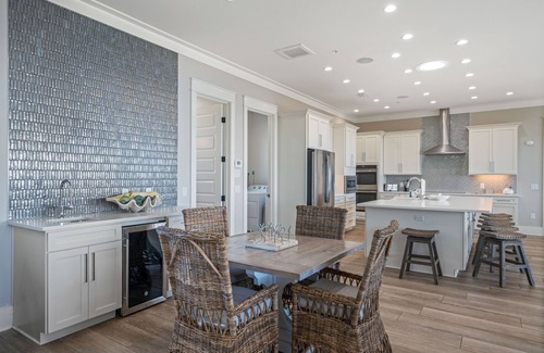 Navarre Beach House | Blue Sky- Navarre Beach's Most Luxurious Home