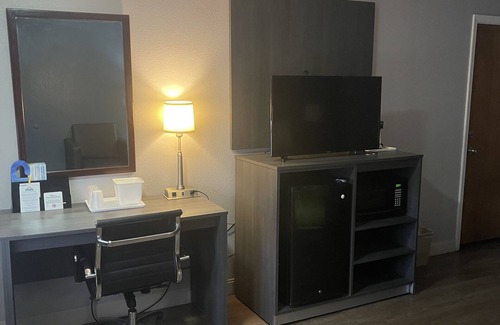 Orange City Hotel | Blue Spring Inn Orange City