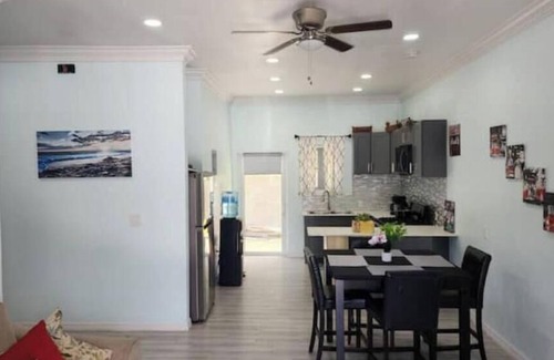 Nassau Apartment | Blue Turtle 1