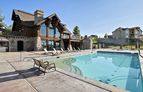 Fish Haven House | Blue View Escape (Sleeps 16) by Bear Lake Luxury Rentals