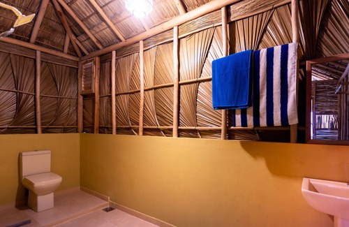 Pottuvil Hotel | Blue Waters Arugambay