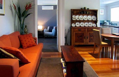 Quedjinup Bed & Breakfast | Blue Wren - Birdsong Bed & Breakfast