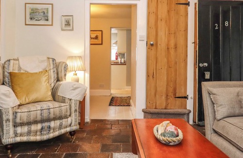 Tavistock Cottage | BLUEBELL COTTAGE, pet friendly, with open fire in Tavistock