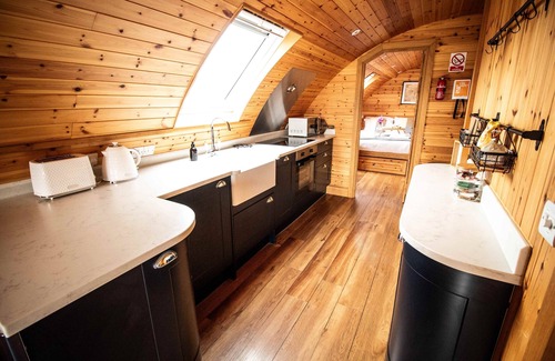 St Harmon Cottage | Bluebell - Glamping Pod with Hot Tub Sleeping 4, Pet friendly