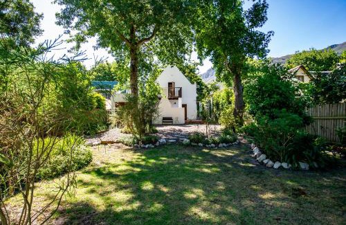 Greyton House | Bluebelle Cottage