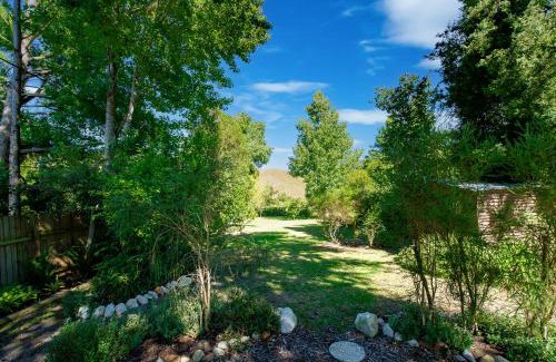 Greyton House | Bluebelle Cottage