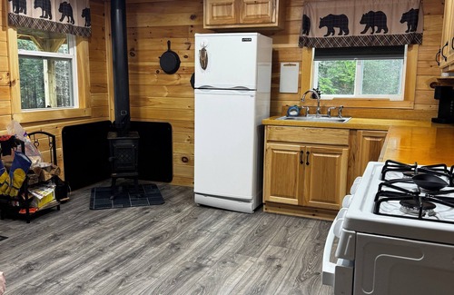 Robbinston House | Blueberry Hill Lakeside Retreat. Family/pet friendly.