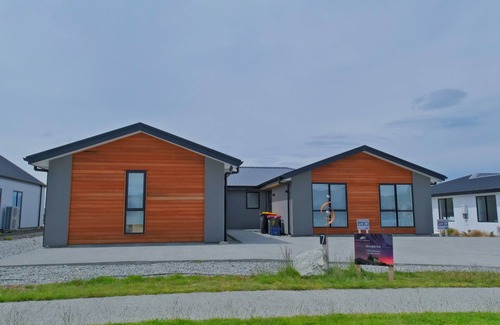 Lake Tekapo Apartment | Bluebird Apartment 1B