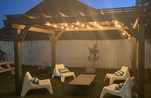 San Saba House | Bluebonnet Suite @ Wildflower Lodge