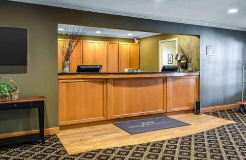 Lincoln Hotel | Bluegreen Vacations South Mountain, an Ascend Collection Resort
