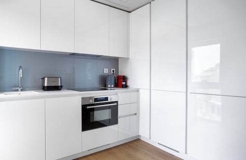 Santo Antonio Apartment | Blueground | Amoreiras, fully furnished