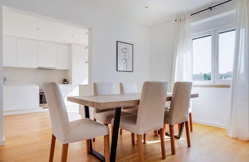 Sao Joao de Deus Apartment | Blueground | Areeiro, balcony, nr Praça de Londres