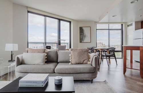 Ballston Apartment | Blueground | Ballston, pool, nr Arlington Park
