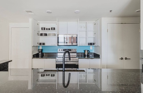 Ballston Apartment | Blueground | Ballston, pool, nr Arlington Cemetery