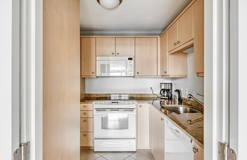 Fenway–Kenmore Apartment | Blueground | Fenway–Kenmore, fitness, nr Fenway Park