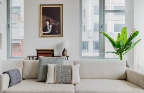 Chinatown Apartment | Blueground FiDi gym coffee bar security wd BOS-1085