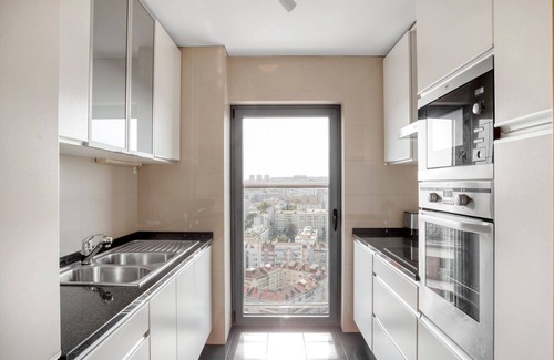 Parque das Nacoes Apartment | Blueground | Parque das Nações, great views