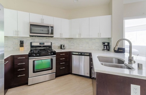 Santa Clara Apartment | Blueground | Santa Clara, jacuzzi, nr Central Park