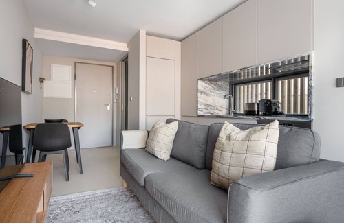 Santo Antonio Apartment | Blueground | Santo António, pool