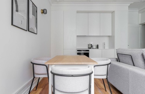 Santo Antonio Apartment | Blueground | Santo António, view, nr Parque Eduardo VII