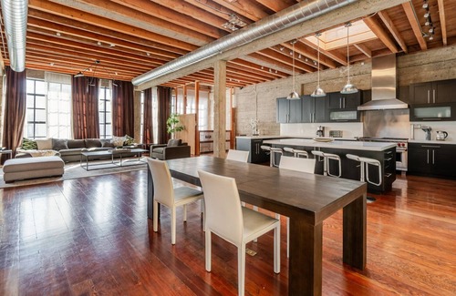South Beach House | Blueground | SoMa, AC, w/d, near baseball field