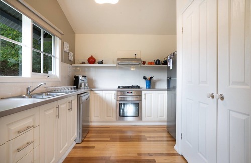 Bright Ski Chalet | BlueMill Cottage Bright - The Complete Luxury Getaway