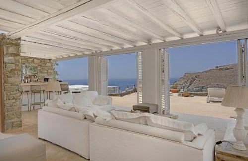 Syros Villa | Blueros Luxury Villa