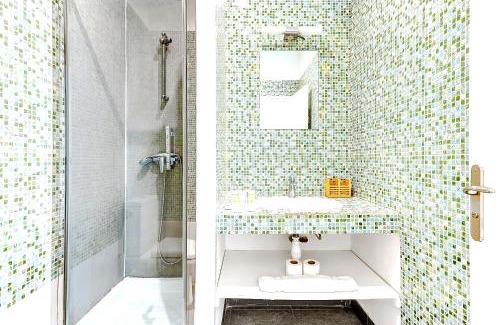Quartier de la Folie-Mericourt Apartment | Bluestay 157 - Superb apartment