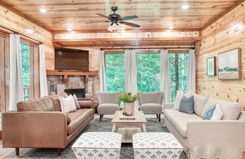 Gatlinburg - Pigeon Forge House | Bluestem Bluebell by AvantStay Incredible Views w Large Balcony Indoor Pool