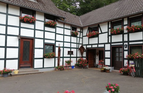 Simmerath Apartment | Blumenhof Hammerwerk 2