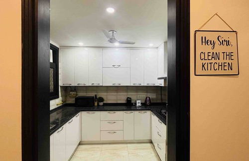 Greater Kailash I Apartment | BluO 3BHK - M Block Market @ Greater Kailash