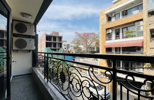 Greater Kailash I Apartment | BluO 3BHK - M Block Market @ Greater Kailash