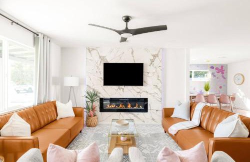 Papago Parkway House | Blush Bungalow