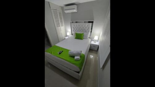 Marbella Cabin | Bm-14G Charming Cartagena Lodge with Shared Pool and Private Terrace